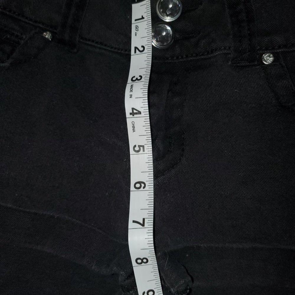 VIP Shorts size 11/12 - Picture 8 of 8